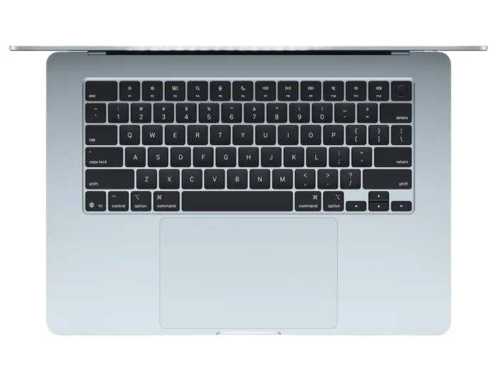 MacBook Air 15 inča M5